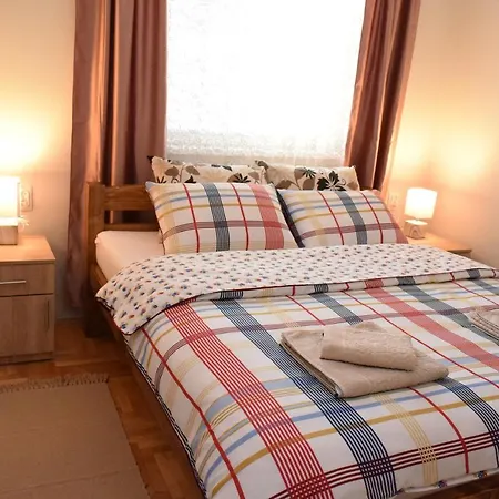 Borsalino アパート スボティツァ